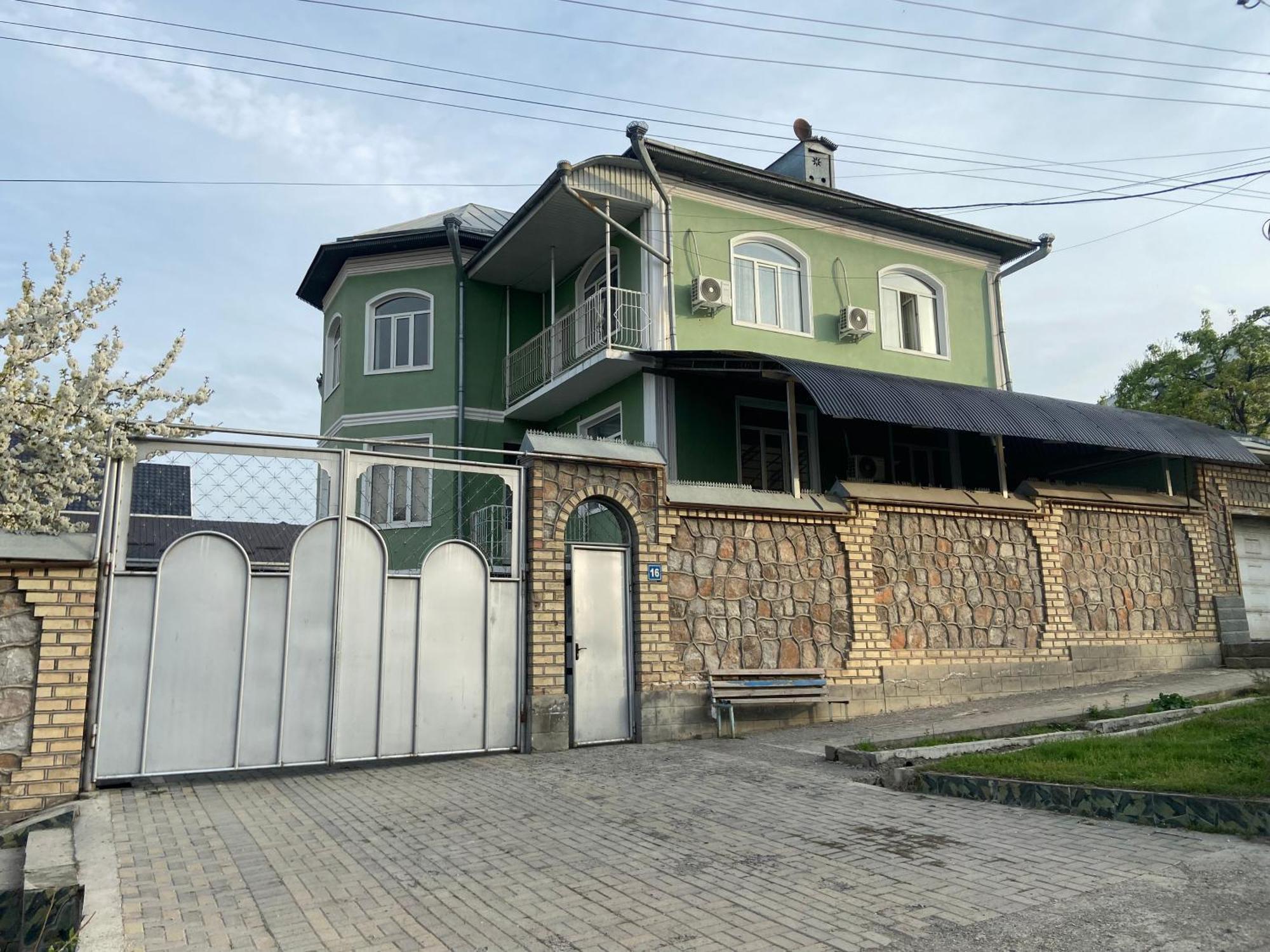 Green Yard Osh Exterior foto